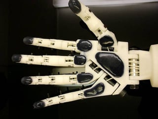 3D-Printed-Animatronic-Hand.jpg.650x0_q70_crop-smart.jpg